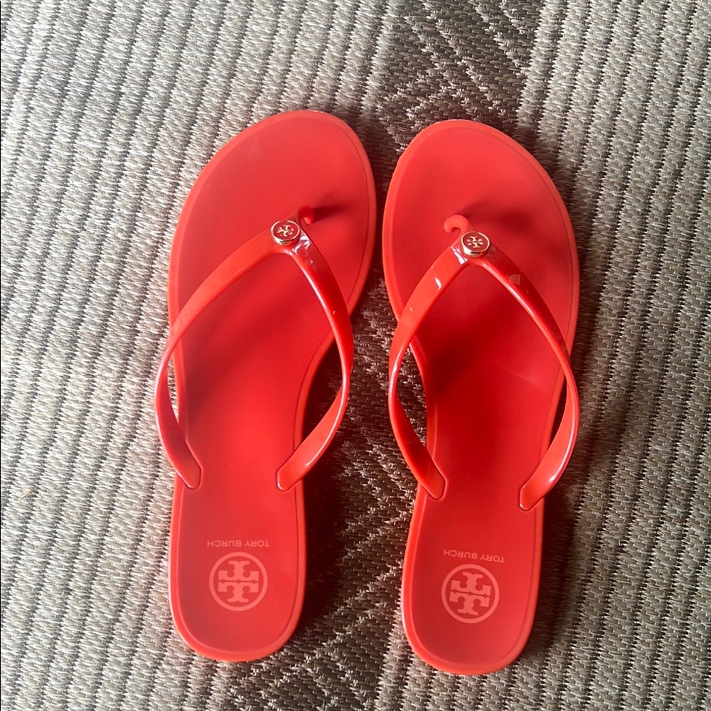 Tory Burch Red Sandals Vibrant Comfortable Design